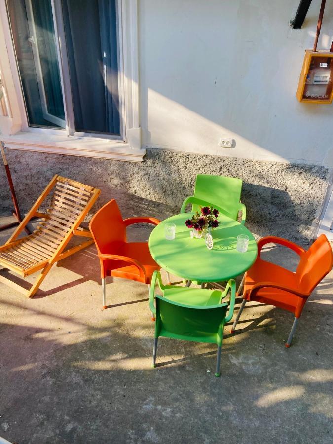 Guest House Barbi Batumi Esterno foto