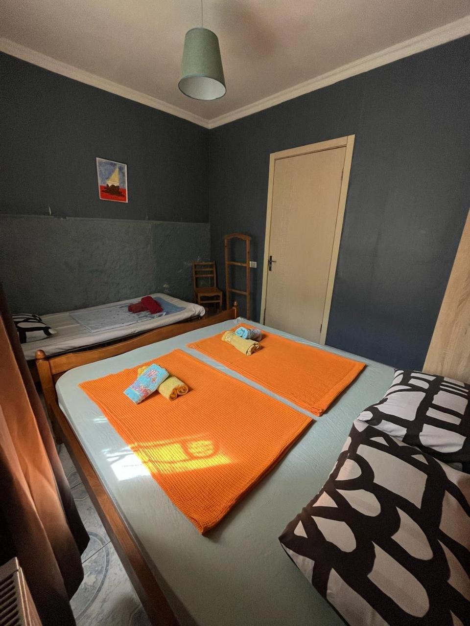 Guest House Barbi Batumi Esterno foto