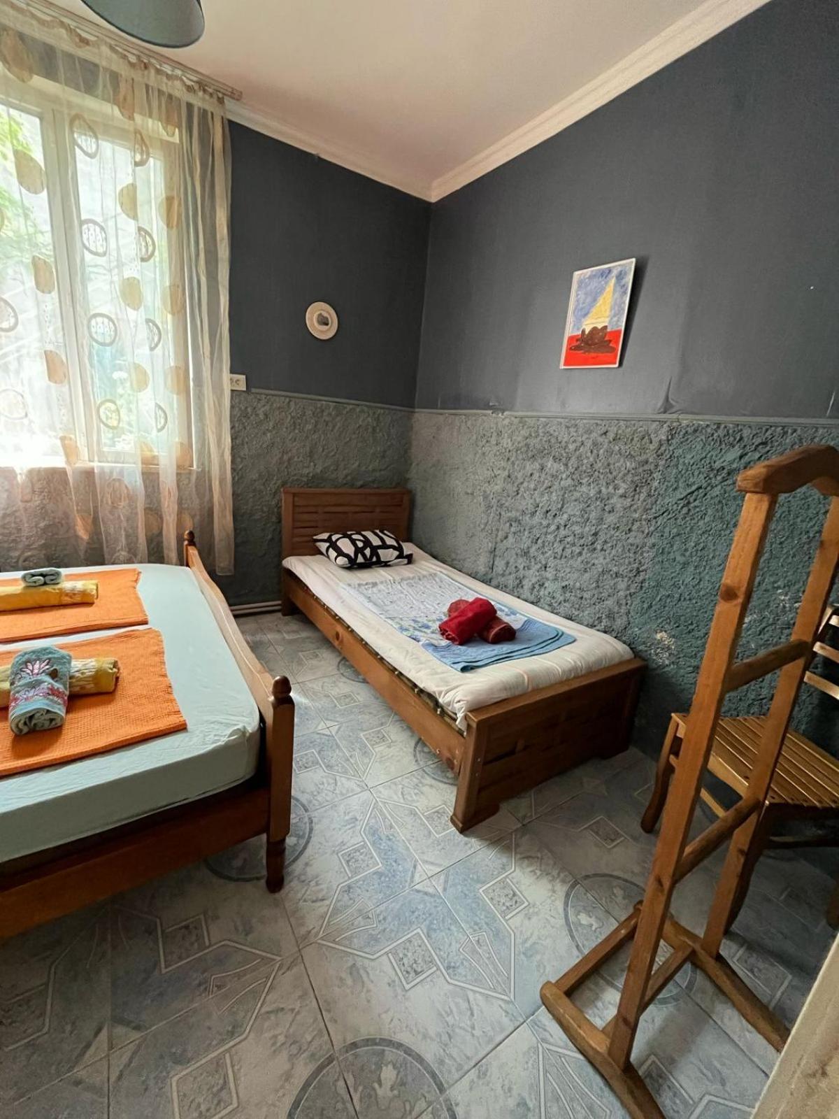 Guest House Barbi Batumi Esterno foto